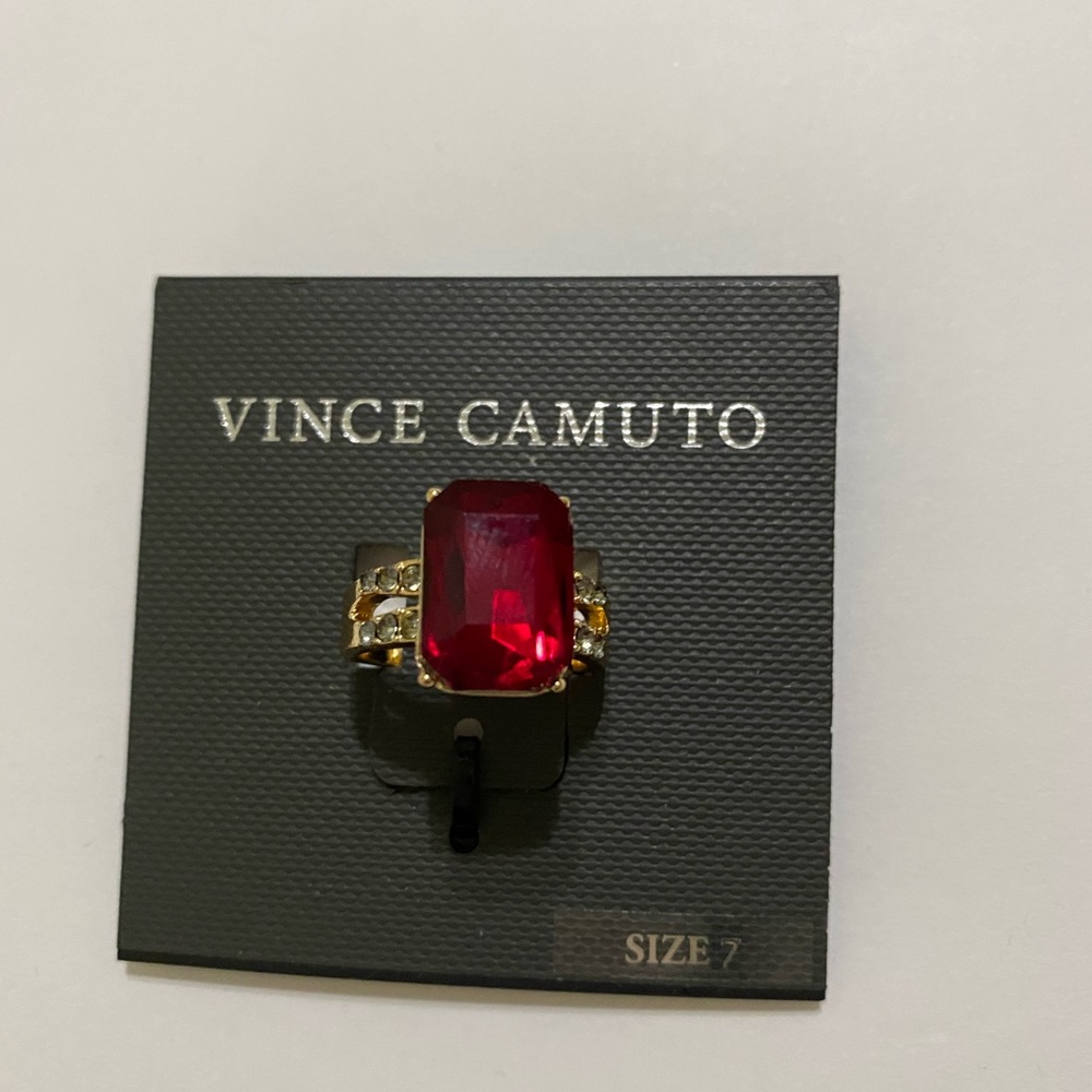 New Vince Camuto/7 - Picture 5 of 5